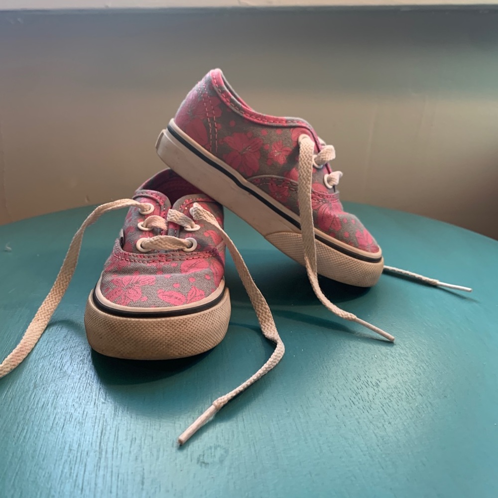 Hawaiian Flower Vans Sneakers - Picture 2 of 9